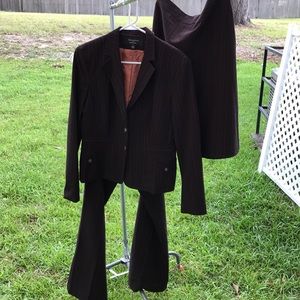 Signature by Larry Levine 3 pic Garment suit AA